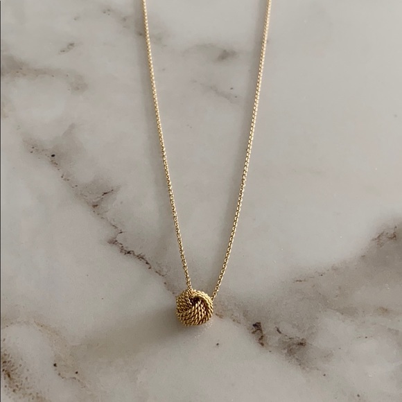 Tiffany & Co. twisted knot gold necklace - Picture 3 of 7